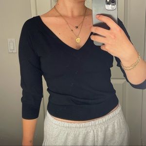 V neck sweater